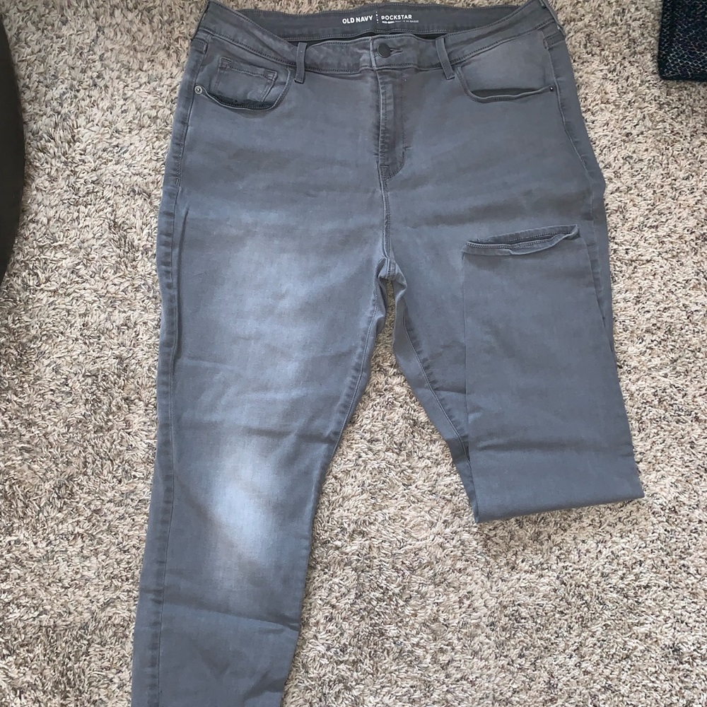 Grey skinny jeans